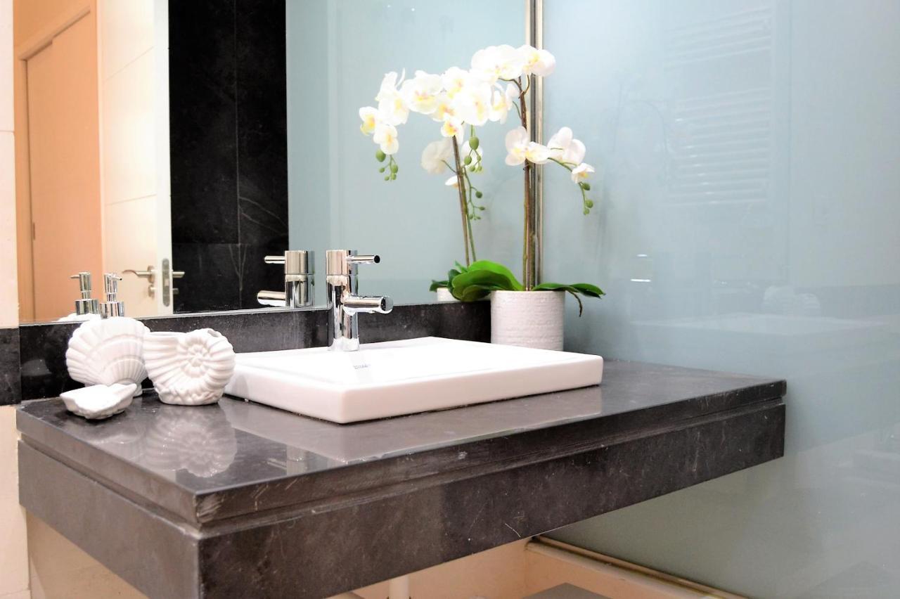 Coqueto Apartamento Junto A La Catedral De Malaga. Lejlighed Eksteriør billede